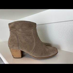 Sole Society Shoes - Romy Booties - Size 6